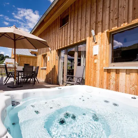 Murau Chalet 14 شاليه *