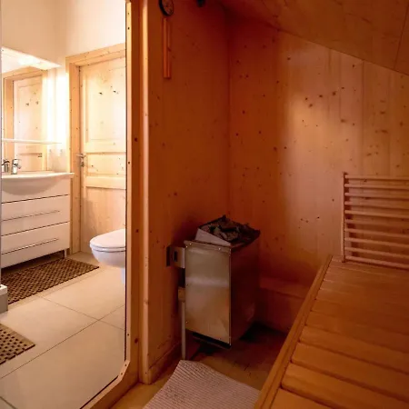 Murau Chalet 14 شاليه *