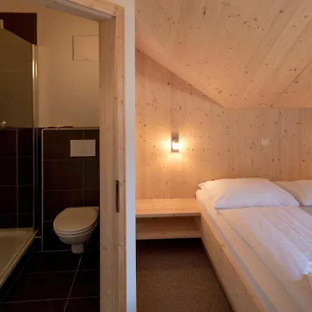 Murau Chalet 14 شاليه Lassrchberg